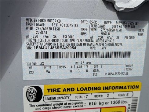 Certified 2025 Ford Expedition Active AWD/4WD image 23