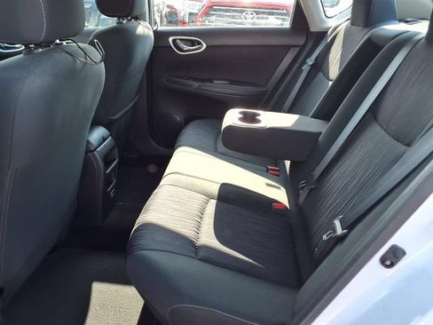 Used 2019 Nissan Sentra SV FWD image 17