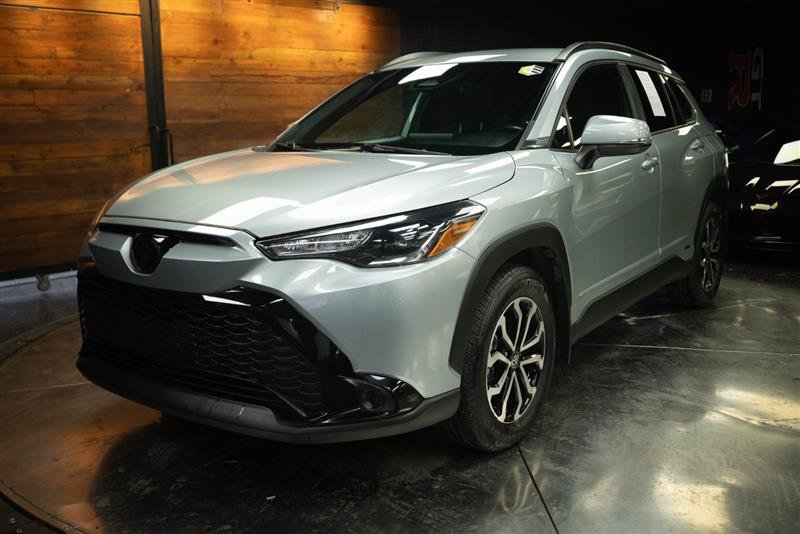 Used 2023 Toyota Corolla Cross AWD Hybrid image 2