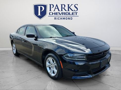 Used 2021 Dodge Charger SXT w/ Leather Interior Group image 1