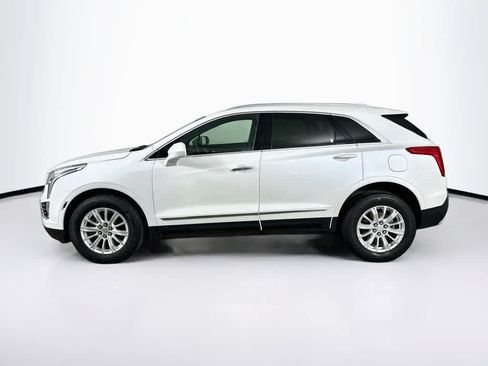 Used 2018 Cadillac XT5 AWD image 3