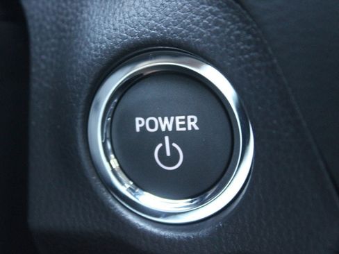 New 2025 Toyota RAV4 XLE image 5