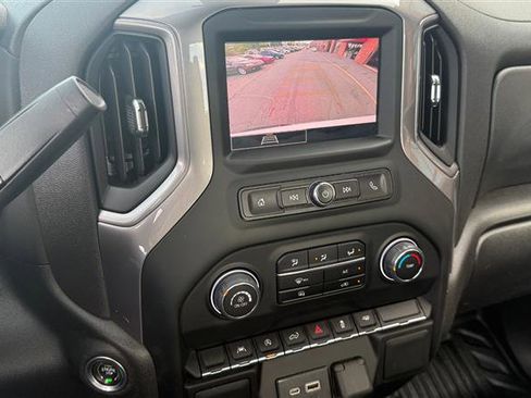 Used 2022 Chevrolet Silverado 1500 W/T image 23