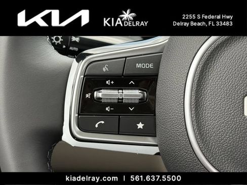 New 2026 Kia Carnival FWD image 25