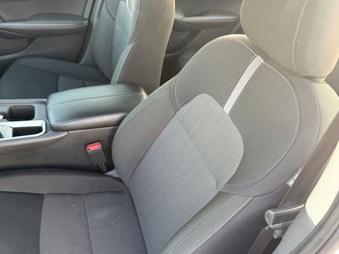 Certified 2025 Nissan Sentra SV FWD image 30