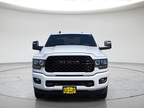 Used 2023 RAM 3500 Big Horn w/ Night Edition AWD/4WD image 18