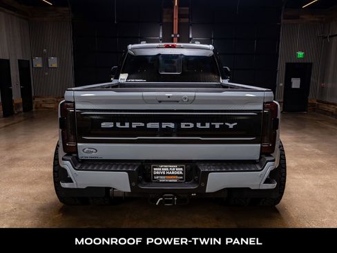 Used 2026 Ford F350 Platinum AWD/4WD image 8