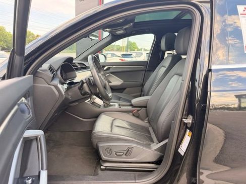 Used 2025 Audi Q3 2.0T Premium AWD/4WD image 21