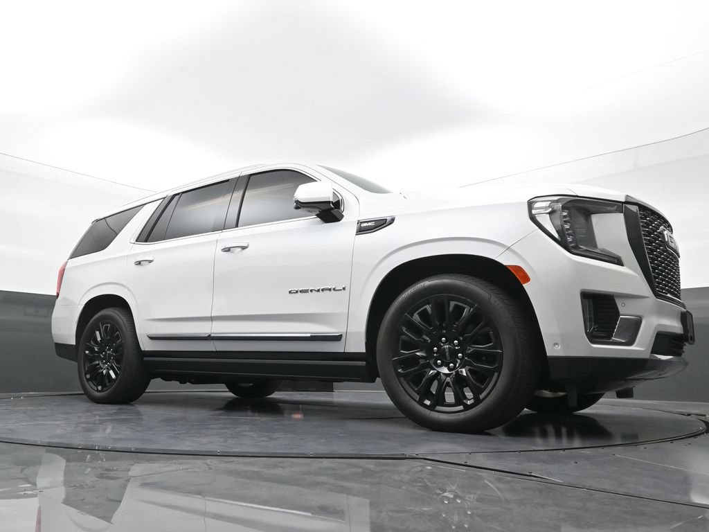 Used 2023 GMC Yukon Denali Ultimate AWD/4WD image 23