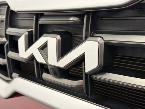 Used 2024 Kia Telluride SX Prestige AWD/4WD image 16