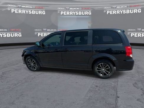 Used 2016 Dodge Grand Caravan SXT FWD image 5