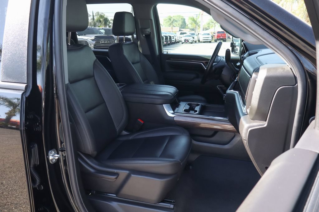 Used 2025 Chevrolet Silverado 2500 LT w/ Trail Boss Package AWD/4WD image 40