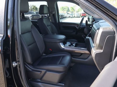 Used 2025 Chevrolet Silverado 2500 LT w/ Trail Boss Package AWD/4WD image 40