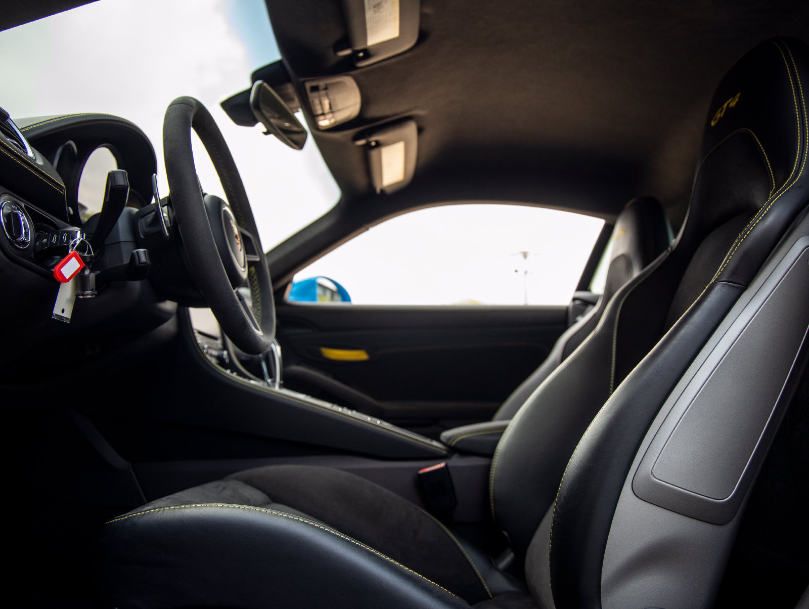 Certified 2021 Porsche 718 Cayman GT4 RWD image 24