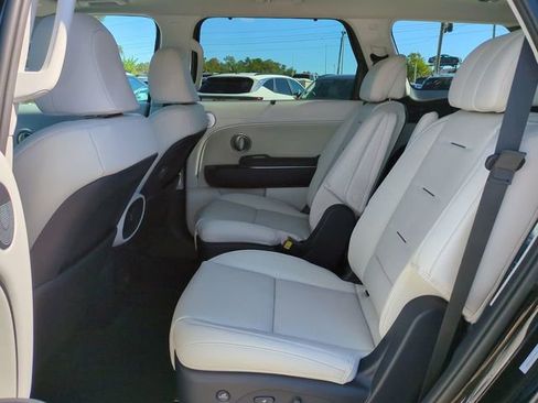 New 2026 Hyundai Palisade Calligraphy FWD image 13