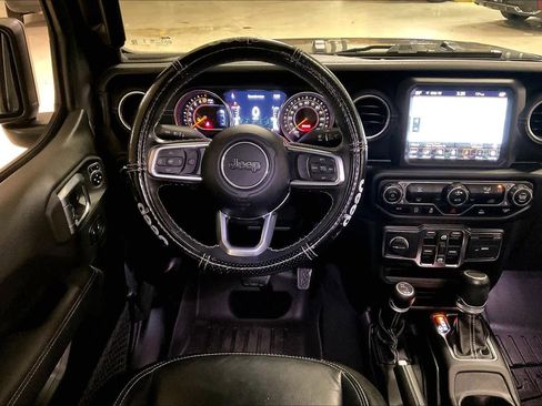 Used 2021 Jeep Gladiator Overland w/ Popular Equipment Package image 5