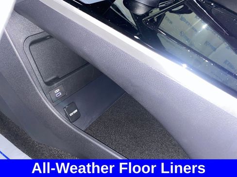 Certified 2025 Subaru Solterra w/ Limited Convenience Package AWD/4WD image 25