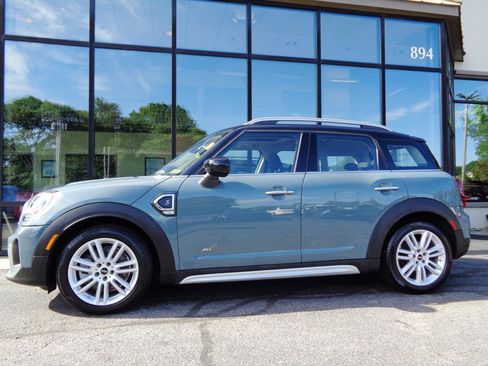 Used 2024 MINI Cooper Countryman S w/ Premium Package AWD/4WD image 8