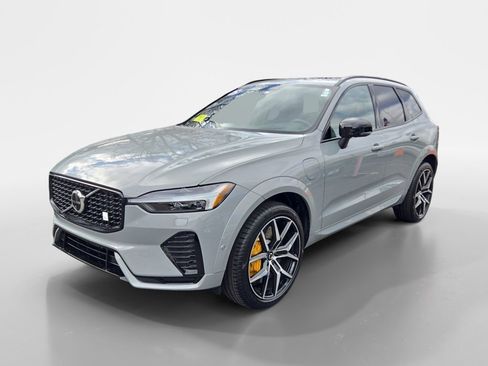 Certified 2025 Volvo XC60 T8 Polestar image 6