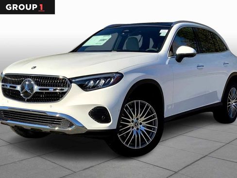 Used 2026 Mercedes-Benz GLC 300 4MATIC image 1