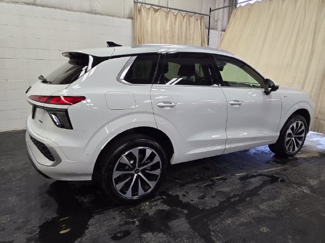 Certified 2026 Audi Q3 quattro 2.0T AWD/4WD image 9