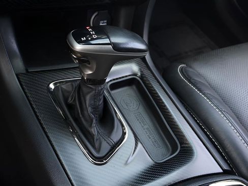 Used 2020 Dodge Charger SRT Hellcat w/ Carbon/Suede Interior Package RWD image 32