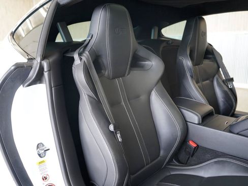 Used 2015 Jaguar F-TYPE R RWD image 28