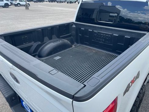 Used 2022 Ford F150 Lariat w/ Trailer Tow Package AWD/4WD image 38