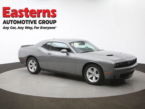 Used 2023 Dodge Challenger SXT image 47