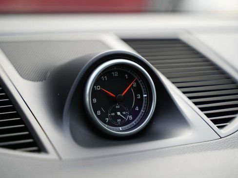 Used 2017 Porsche Macan AWD w/ Driver Memory Package image 66