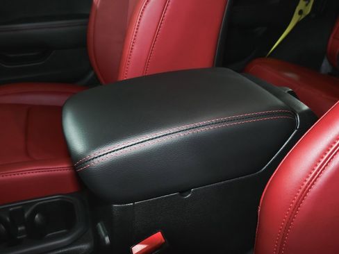 Used 2024 Jeep Wrangler Unlimited Rubicon 392 image 45