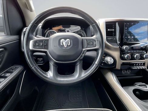 Used 2022 RAM 1500 Laramie AWD/4WD image 6