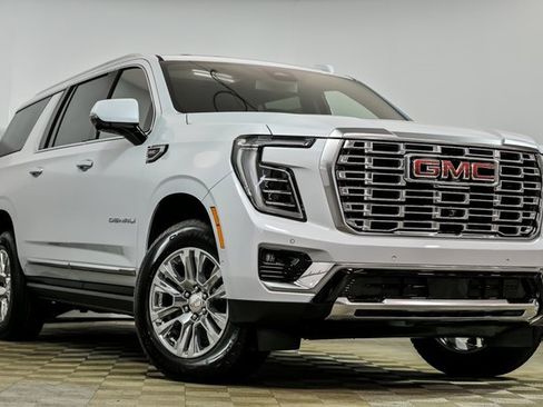 New 2026 GMC Yukon XL Denali w/ Sun & Power Step Package image 1