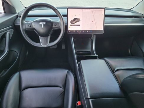 Used 2020 Tesla Model 3 Long Range image 6