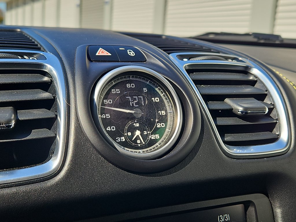 Certified 2016 Porsche Boxster Spyder RWD image 18
