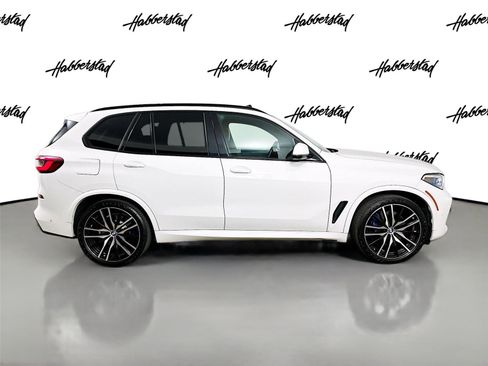 Used 2019 BMW X5 xDrive40i w/ M Sport Package image 4