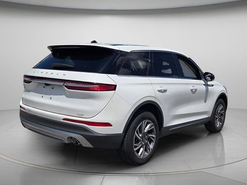 Used 2023 Lincoln Corsair FWD image 8