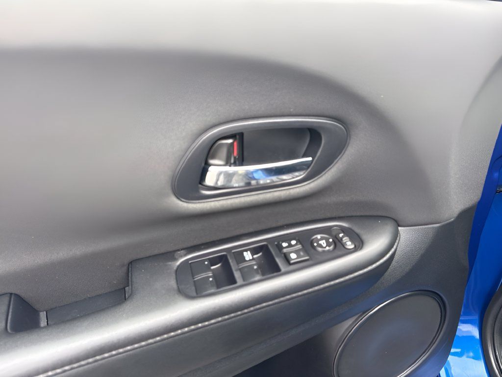 Used 2021 Honda HR-V Sport image 20
