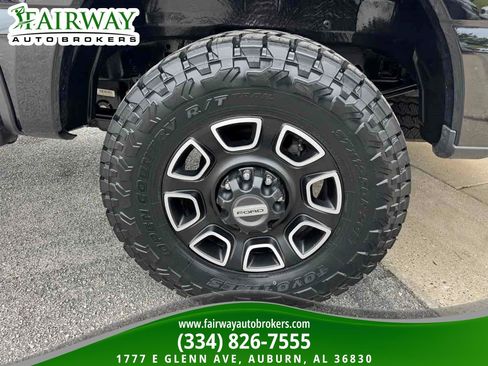 Used 2024 Ford F250 Platinum AWD/4WD image 30