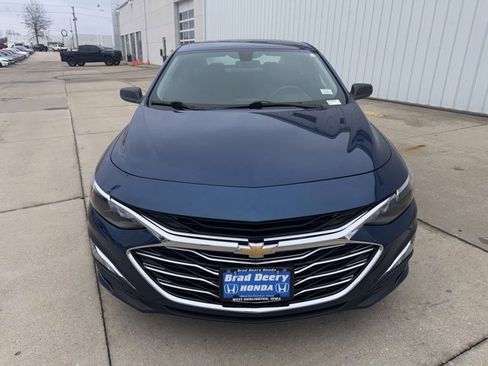 Used 2019 Chevrolet Malibu LS image 3