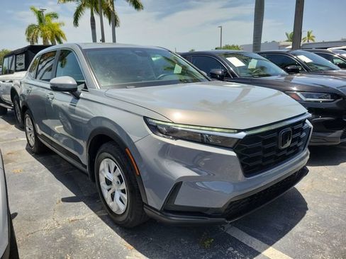 Used 2025 Honda CR-V LX image 2
