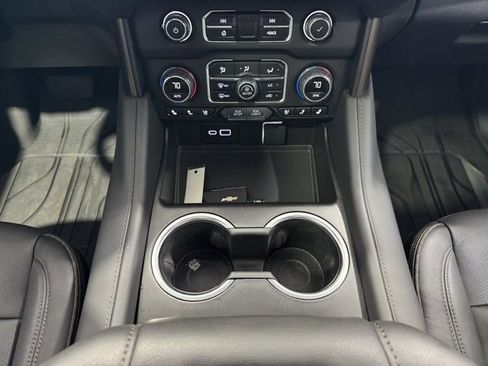 Used 2024 Chevrolet Tahoe High Country image 23