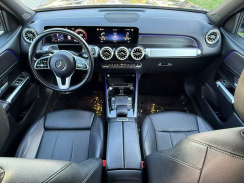 Used 2022 Mercedes-Benz GLB 250 4MATIC image 31