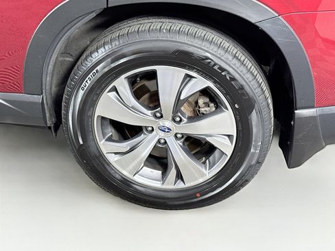 Used 2024 Subaru Ascent Premium w/ Convenience Package AWD/4WD image 9
