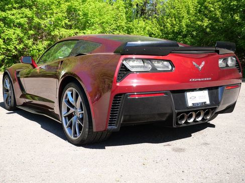 Used 2016 Chevrolet Corvette Z06 w/ 3LZ Preferred Equipment Group RWD image 5