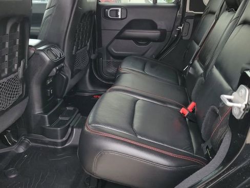 Used 2018 Jeep Wrangler Unlimited Rubicon AWD/4WD image 11