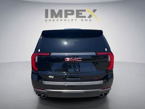 Used 2025 GMC Yukon XL AT4 Ultimate w/ LPO, AT4 Appearance Package AWD/4WD image 4