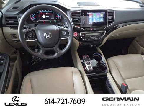 Used 2020 Honda Pilot Touring image 19
