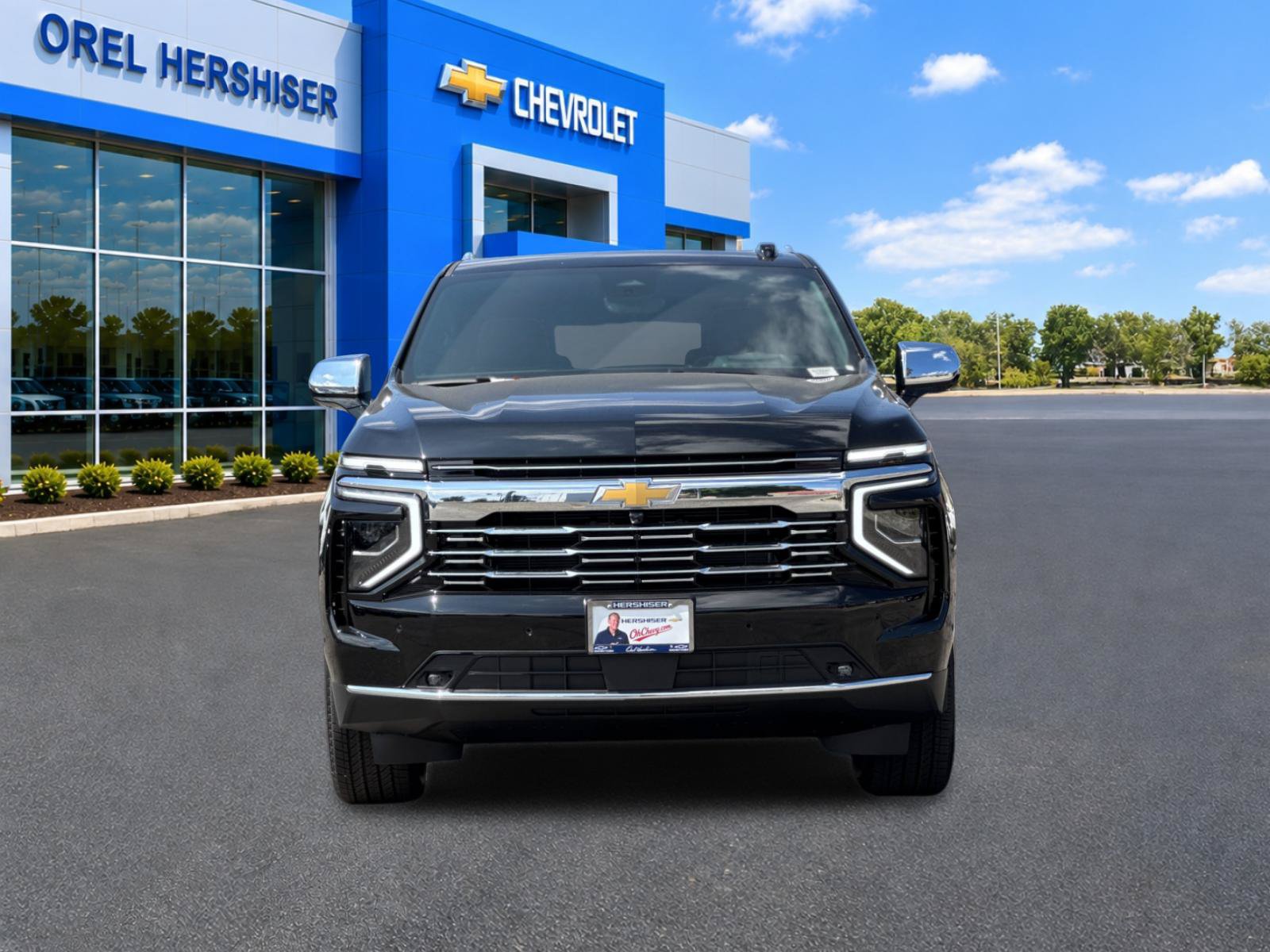 New 2026 Chevrolet Suburban Premier RWD image 9
