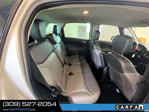 Used 2017 FIAT 500L Lounge image 7
